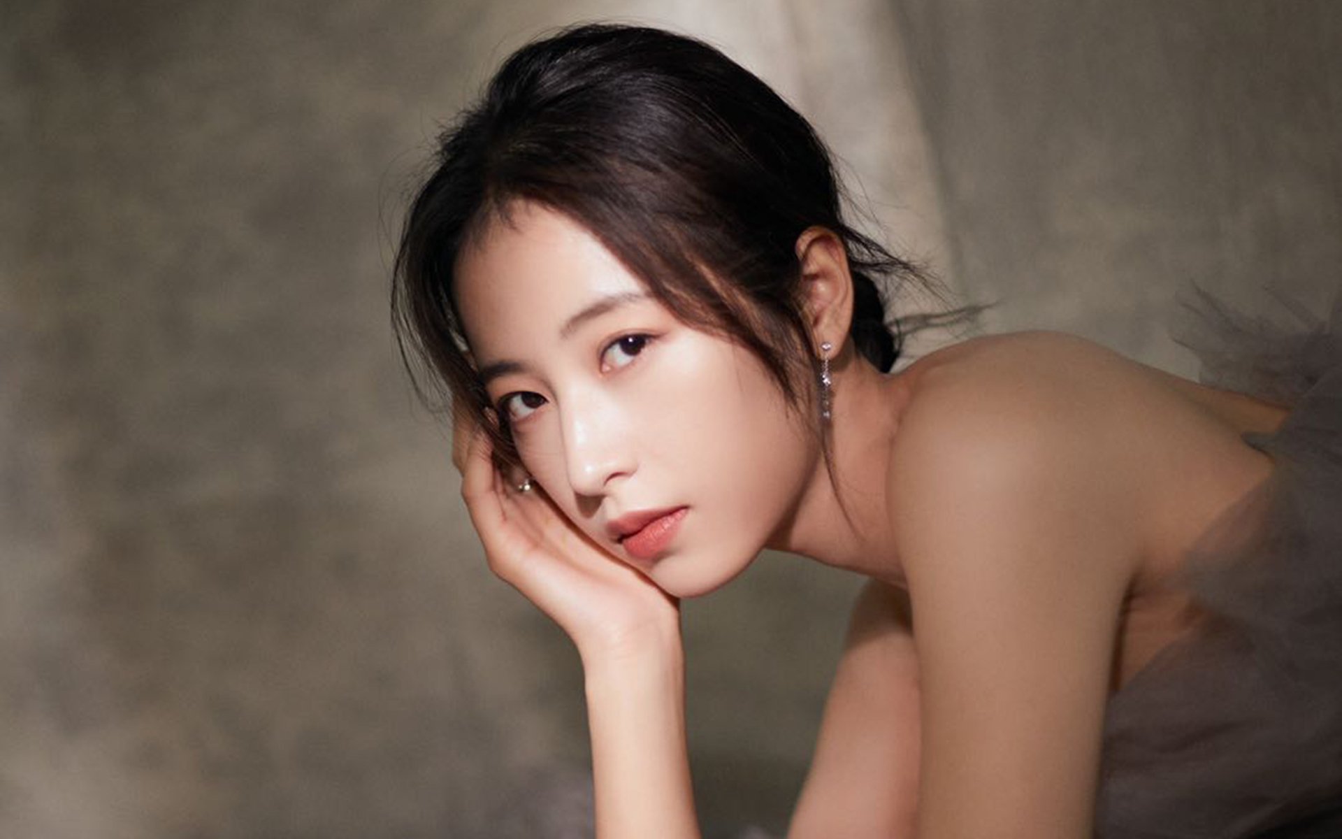 爱游戏 电竞-_凯尔特人门将火力全开，全场压制对手_，凯尔特人主将